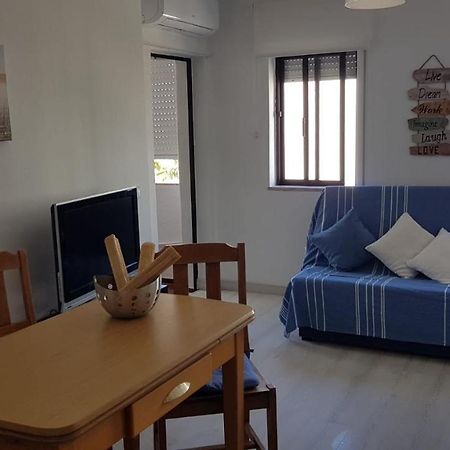 Apartment Girasol Front Beach Quarteira Algarve Екстериор снимка
