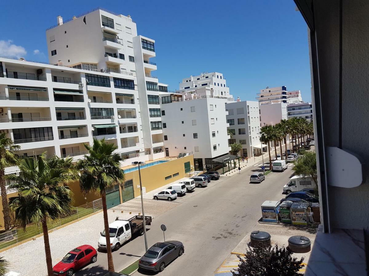 Apartment Girasol Front Beach Quarteira Algarve Екстериор снимка