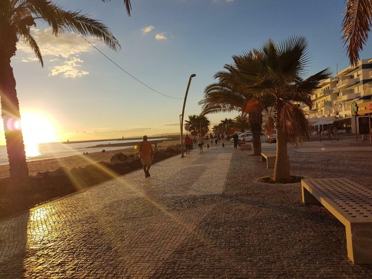 Apartment Girasol Front Beach Quarteira Algarve Екстериор снимка