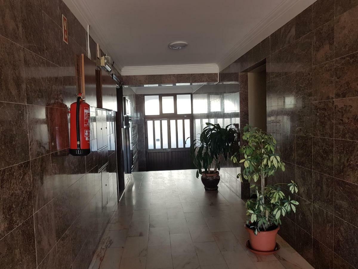 Apartment Girasol Front Beach Quarteira Algarve Екстериор снимка